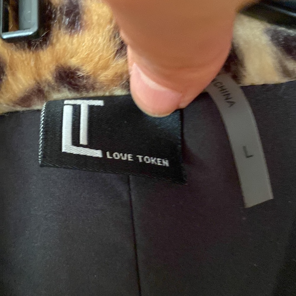 Love Token Jacket - Picture 2 of 4